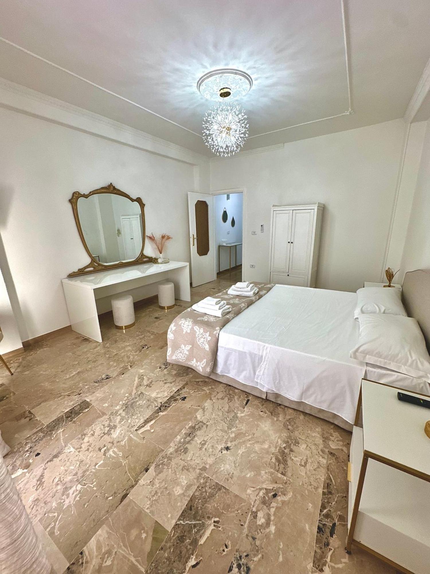 The View Apartment 쉴라 외부 사진